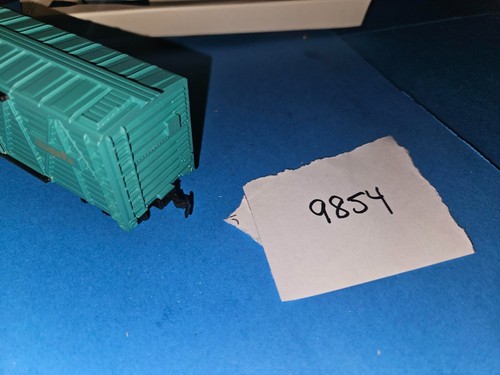 TYCO BOXED HO ATSF LIVESTOCK CAR, SEE PHOTOS (9854) - Picture 7 of 8