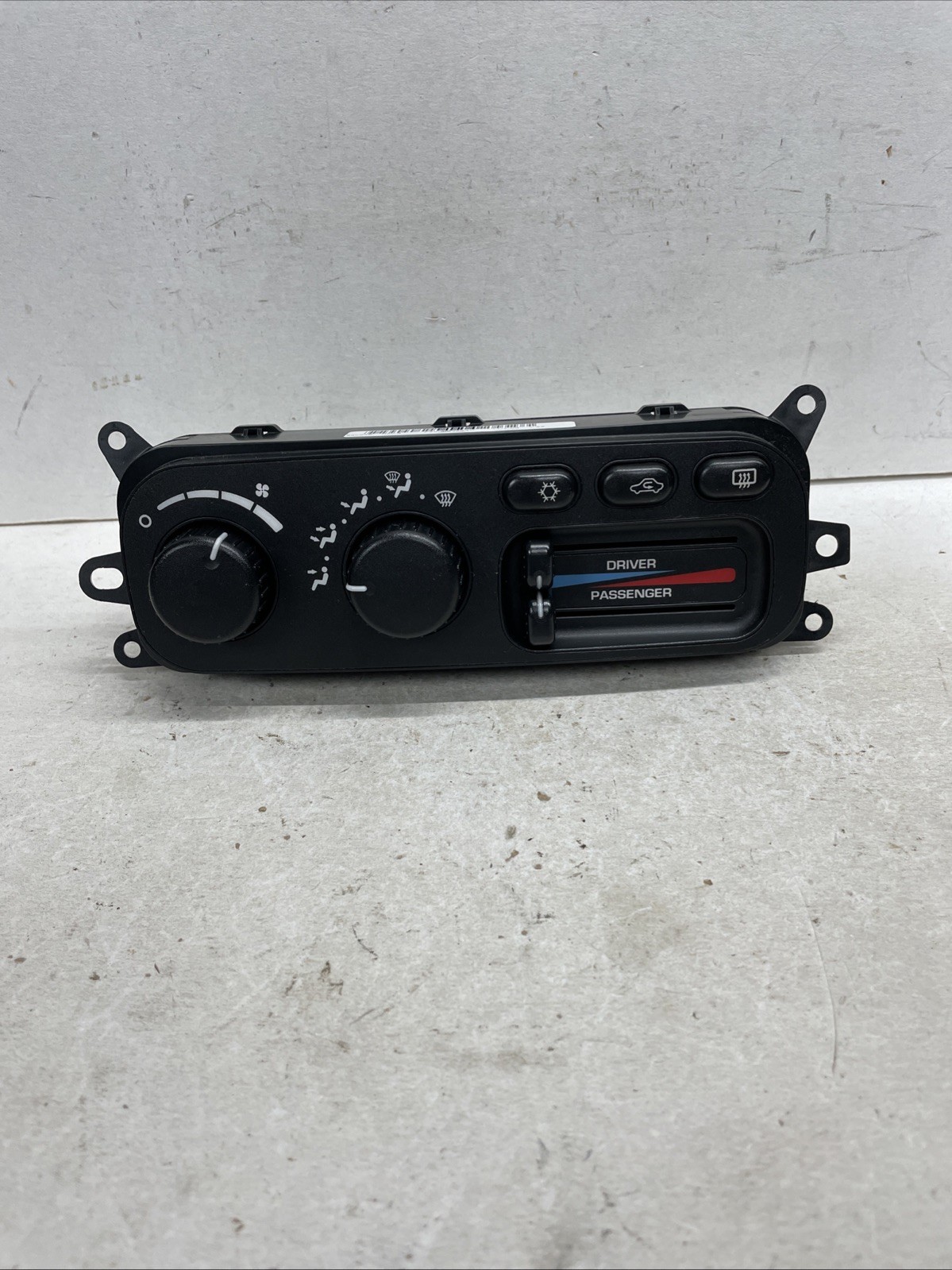 DUAL ZONE 2002-2005 Dodge Ram 1500 2500 3500 Heater Climate Control P55056323AC
