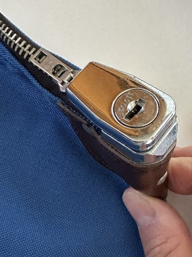 BANK OF COMMERCE Canvas Locking Bank Bag by BAGMASTERS (No Key) Leather Trim - Picture 5 of 7