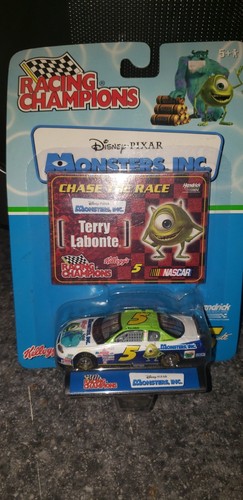 Terry Labonte #5 Kellogg's Monsters Inc 2001 Monte Carlo Racing Champions 1:64