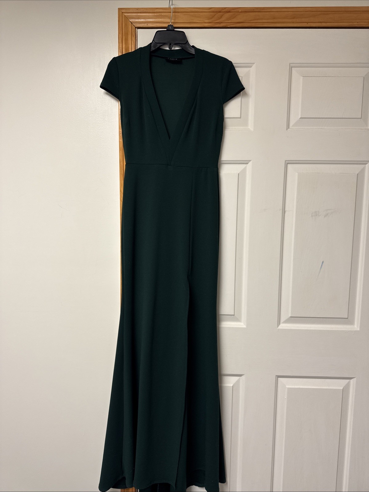 Ladies forest green floor length dress B. Darlin Size 4