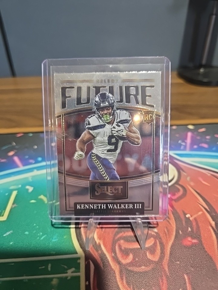 Kenneth Walker lll Future Insert RC (2022 Panini Select)