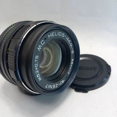 MINT! MC Helios 44m-6 58mm f/2 Iris Lens M42 Mount #92166867 + Front Cap