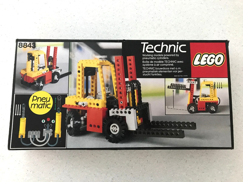Lego Technic 8843 Pneumatic Fork-lift Truck vintage set complete boxed
