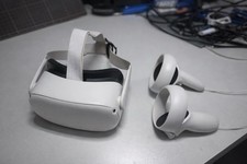 Quest 2 128 GB Virtual-Reality-Brille, Weiß