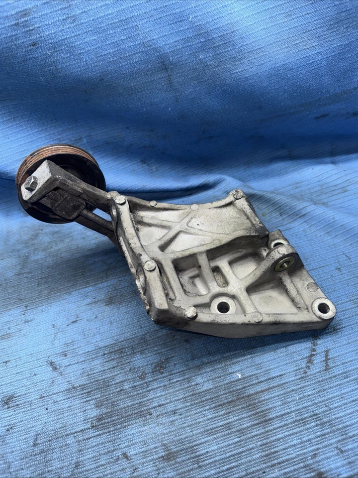 90-96 Nissan 300zx Z32 AC Compressor Bracket Oem NA Vg30de Tensioner - Image 3 of 4