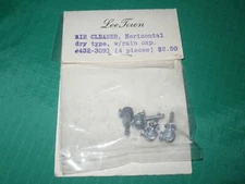 Lee Town HO #3091 Truck - Air Cleaner, Horizontal Dry Type with Rain Cap