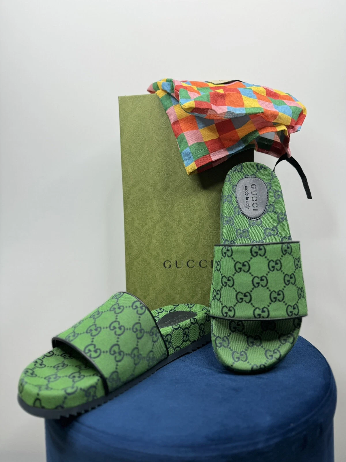 Sandales Gucci chaussures pour hommes taille 8 vertes comme neuf
