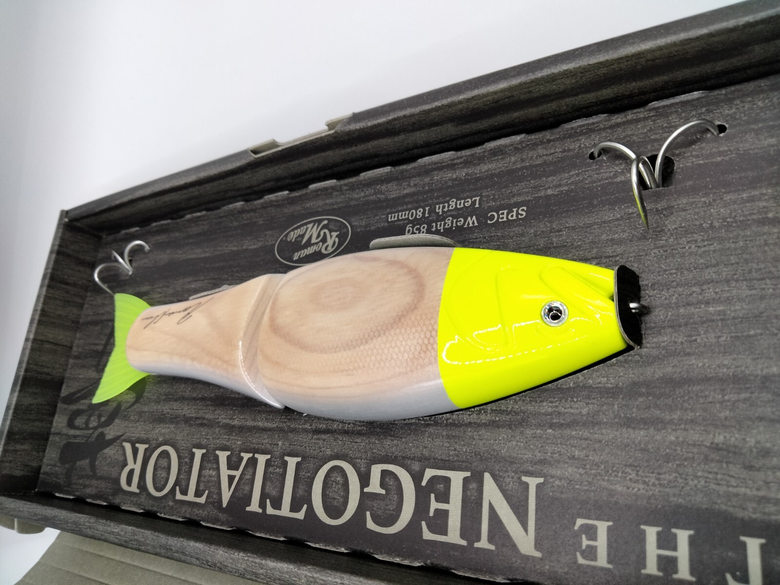 LIMITED Roman Made Negotiator from Japan Glide wood swimbait rare lure NIP HTF 6 - Image 9