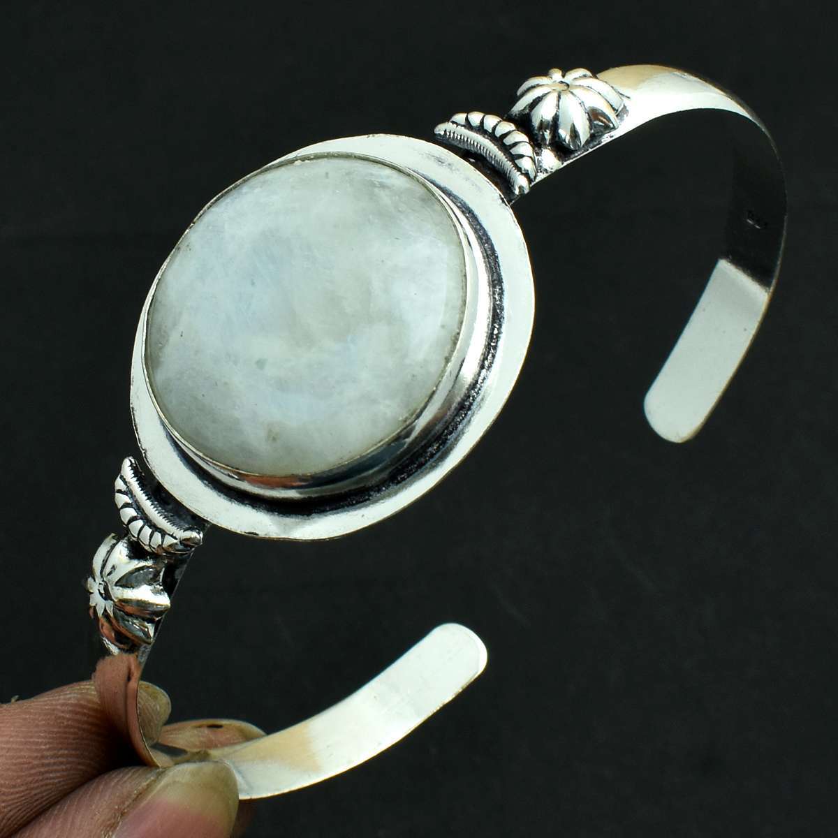 Rainbow Moonstone Gemstone Handmade Adjustable Bangle Jewelry 21 Gms AB 51180