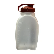 Rubbermaid Servin Saver Pitcher 2 QT Beverage Drink Container Bottle Flip Lid