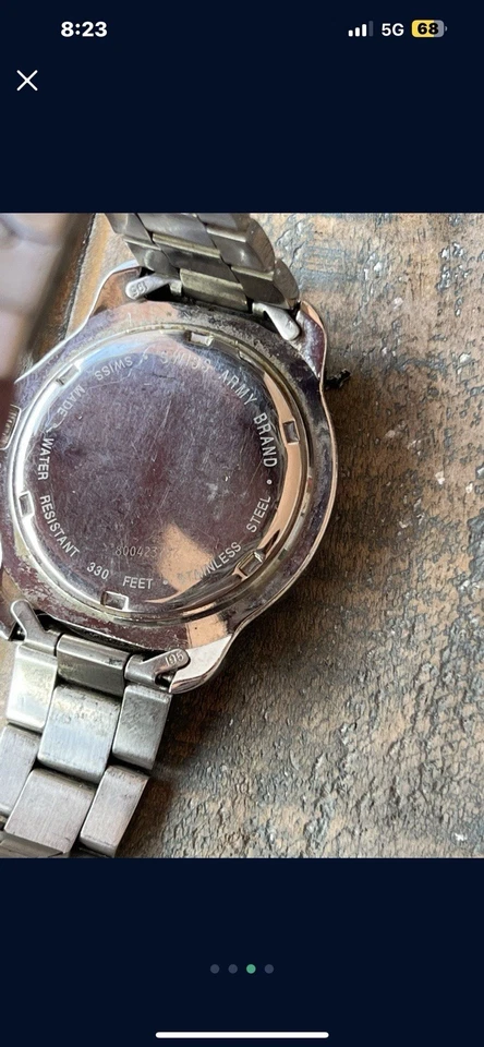 Swiss army brand watch, Swiss made water resistant to 330 feet - Image 4 of 4