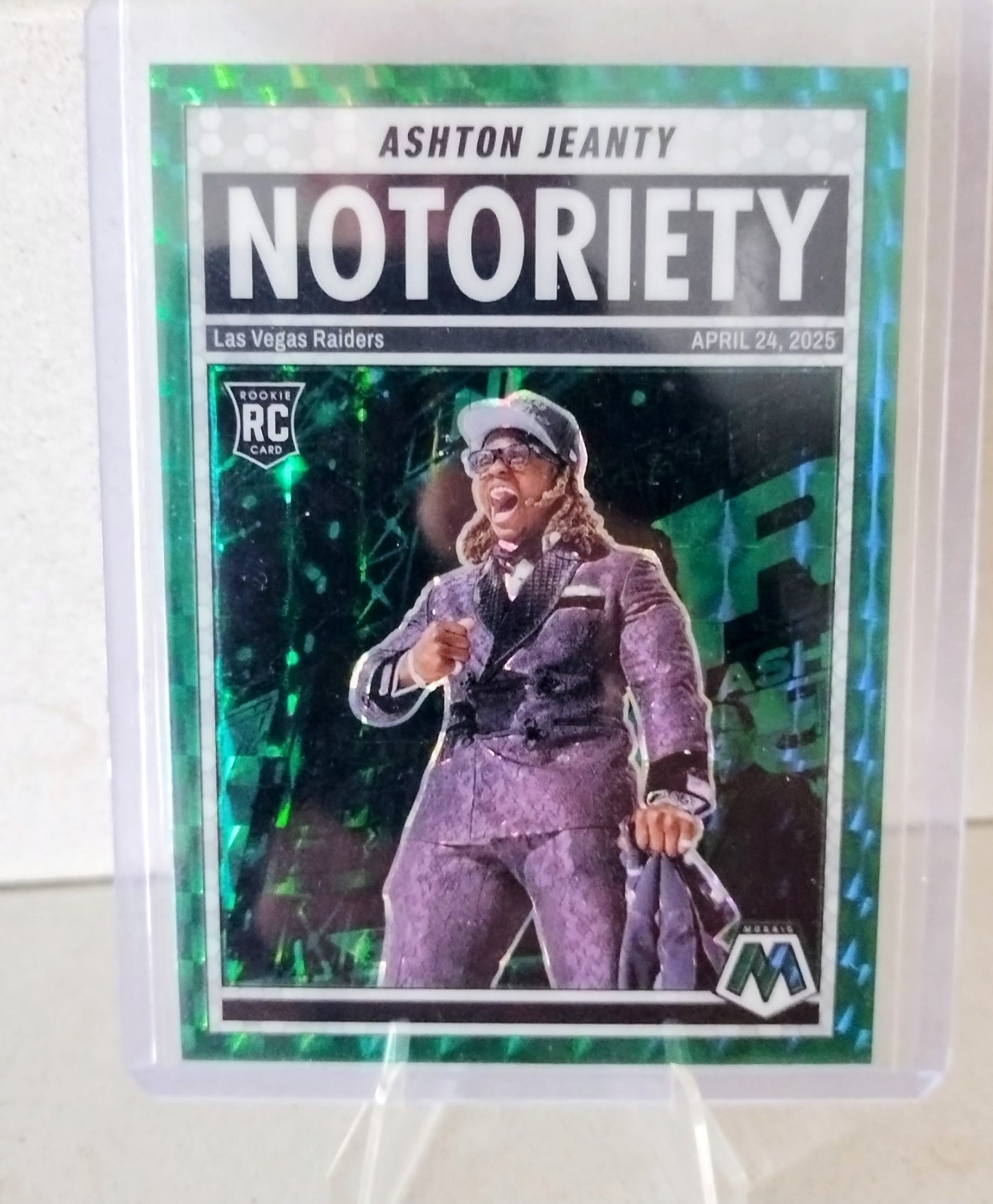 2025 Panini Mosaic Notoriety Ashton Jeanty #18 Green Mosaic Prizm (RC)