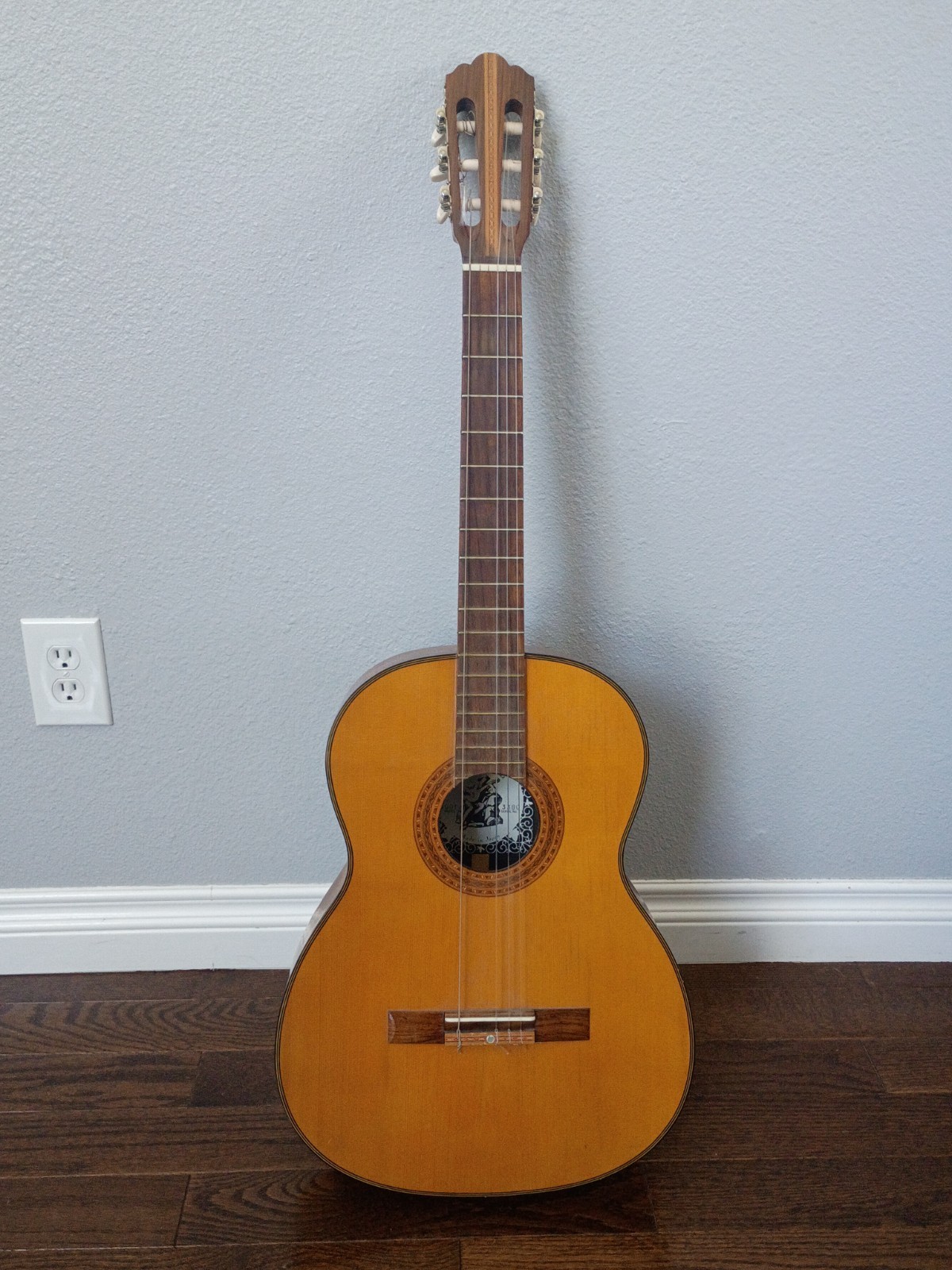 Vintage Alvarez 5001 Classical Guitar 1970s Japan Solid Spruce Rosewood