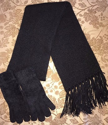WOMENS SOLID BLACK WINTER SCARF STRETCH GLOVES one size SUPER CLEAN WARM @@
