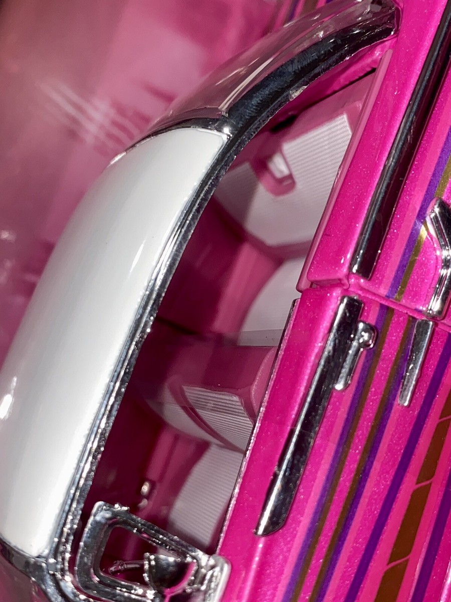 Jada 1/24 Pink Slips 1960 Chevrolet Impala Lowrider Metallic Pink