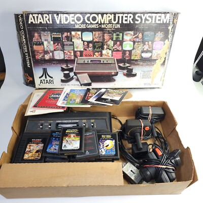 1980 ATARI VCS CX2600A 4 Switch Console System in Original Matching Box Package