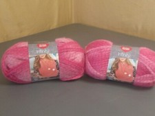Lot of 2 Red Heart Seafoam Yarn Acrylic Blend 129 Yards "Blossom"
