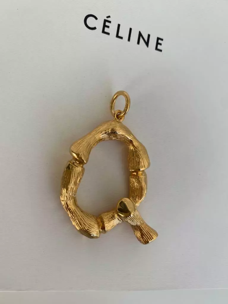 CELINE Alphabet Q Pendant Letter Charm Large Gold Phoebe Philo