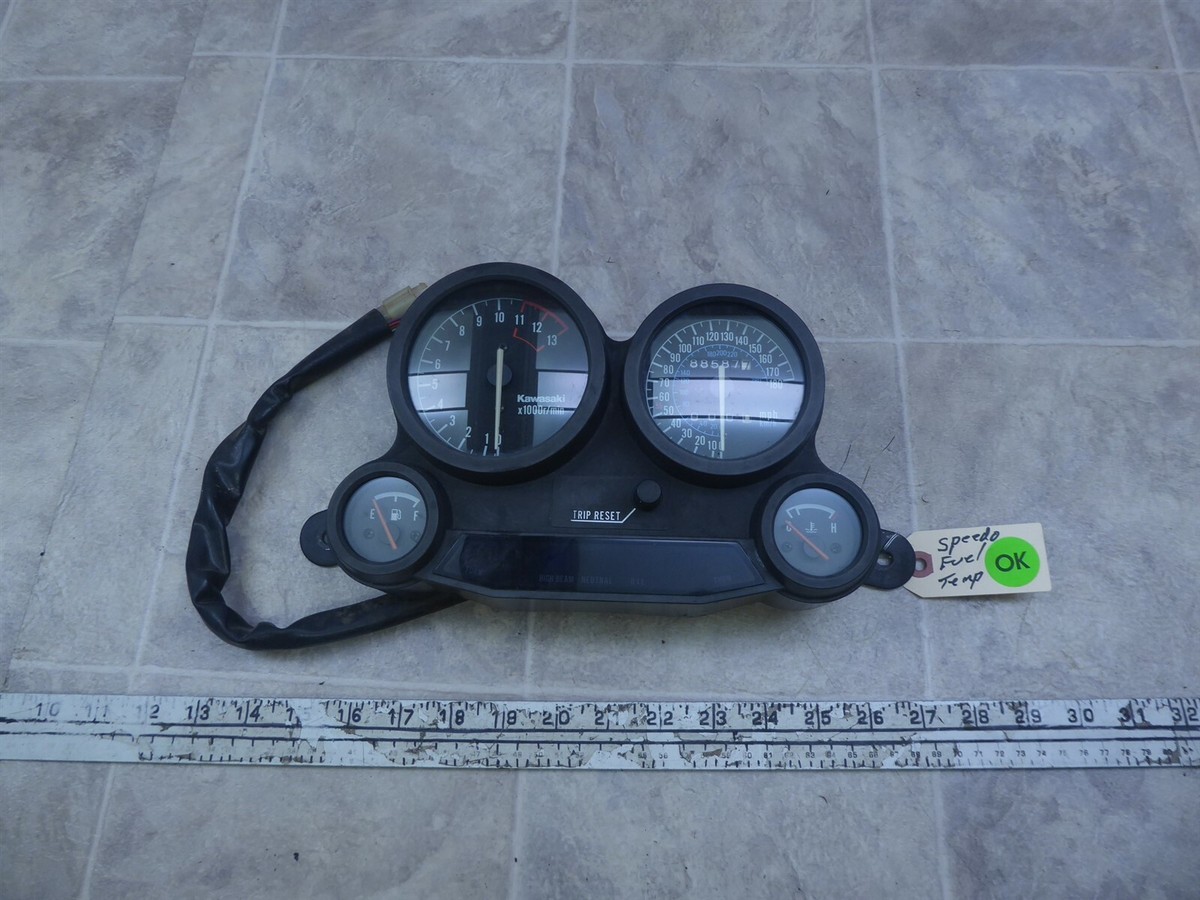 ❸ taka 1990 Kawasaki ZX1000B Ninja K719-1) speedo fuel temp tach