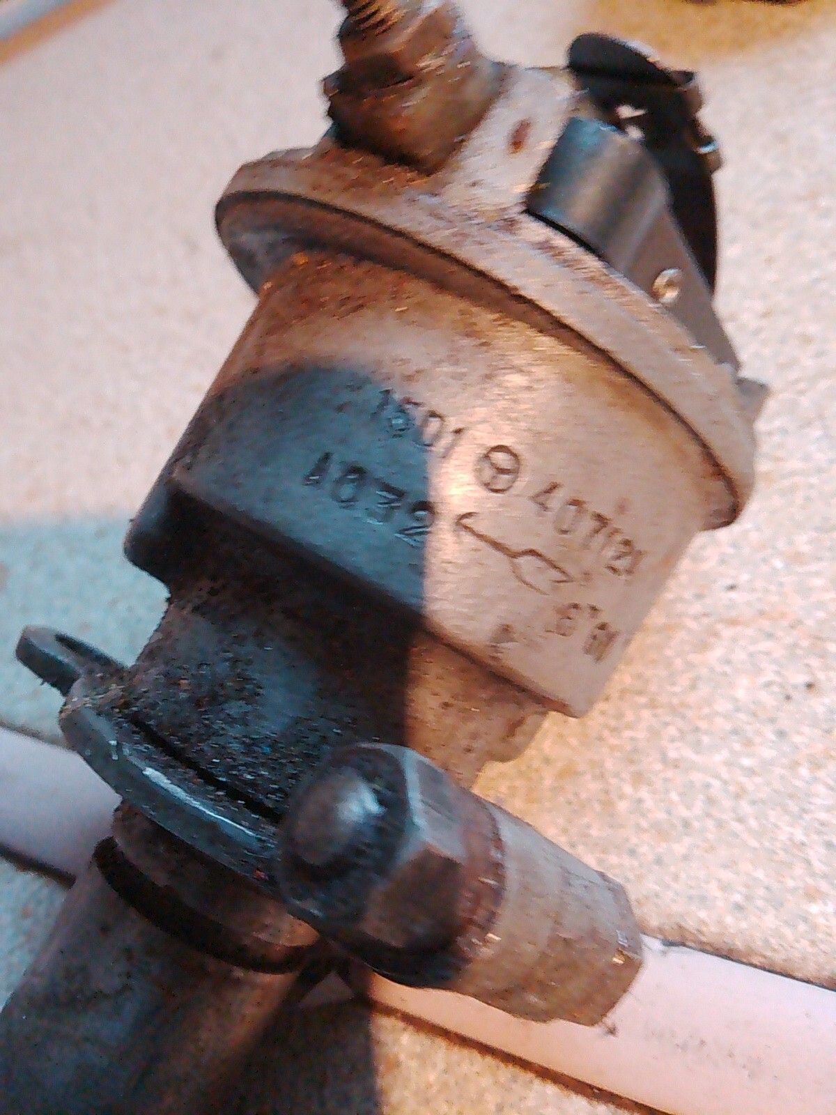 VINTAGE LUCAS 15D1 ENGINE DISTRIBUTOR. BSA C15 B40 TRIUMPH TIGER CUB