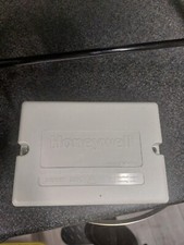 1 X  HONEYWELL 10 WAY JUNCTION BOX  ( 42002116 002 ) Wiring Heating System