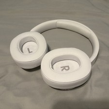 JBL White Bluetooth Over-Ear Headphones Adjustable Headband Built-In Microphone