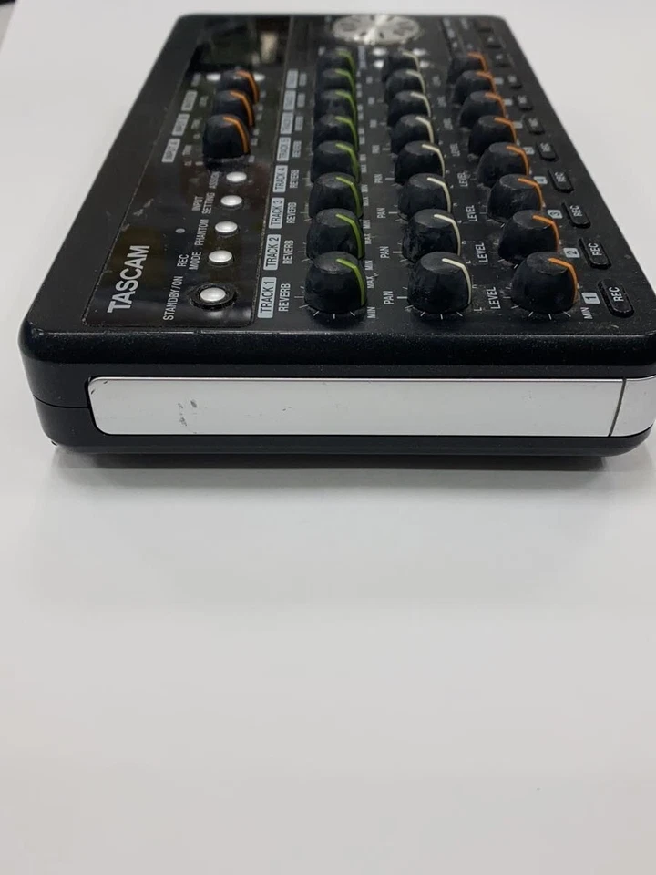 TASCAM DP-008 8-Track SD/SDHC MTR Digital Multi Track Recorder - Image 3 of 4