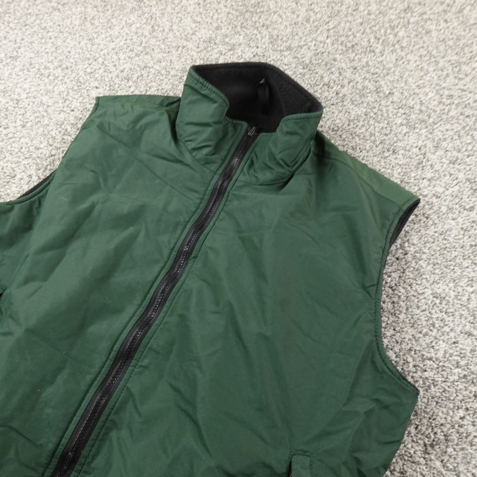 REI Vest Mens L Green Polartec Fleece Lined Windbreaker Coat Outdoor Hiking Trek
Opens in a new wind