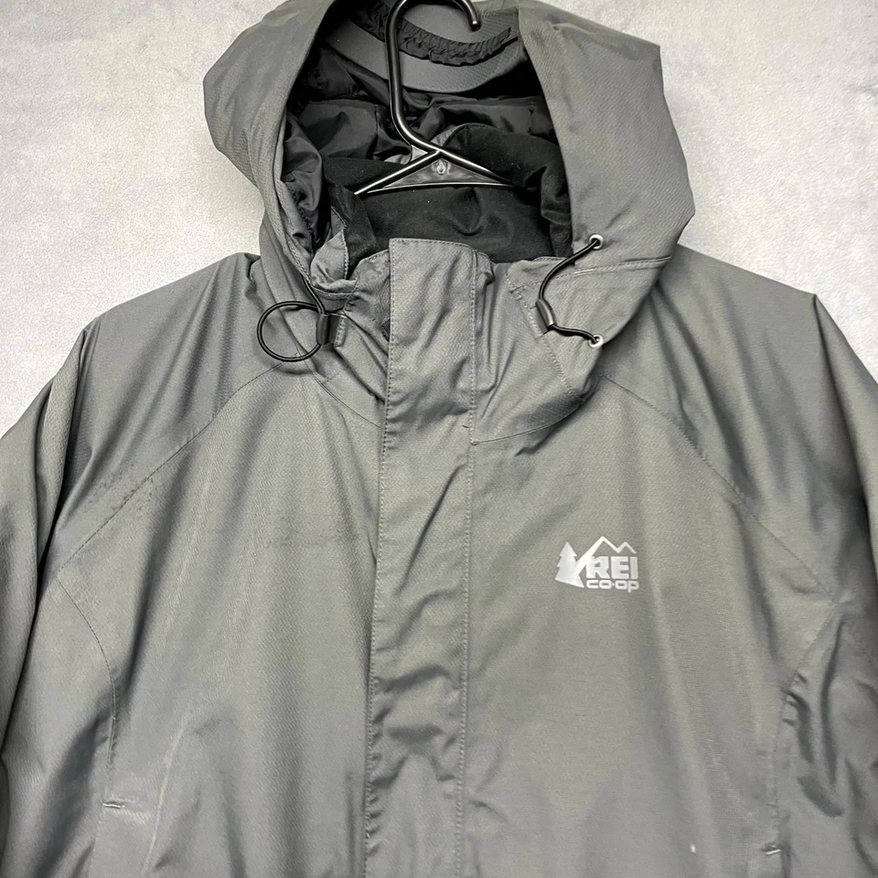 Мужской дождевик Rei Co-op большой серый с флисовой подкладкой нейлон водонепроницаемый на молнии - Изображение 4 из 4