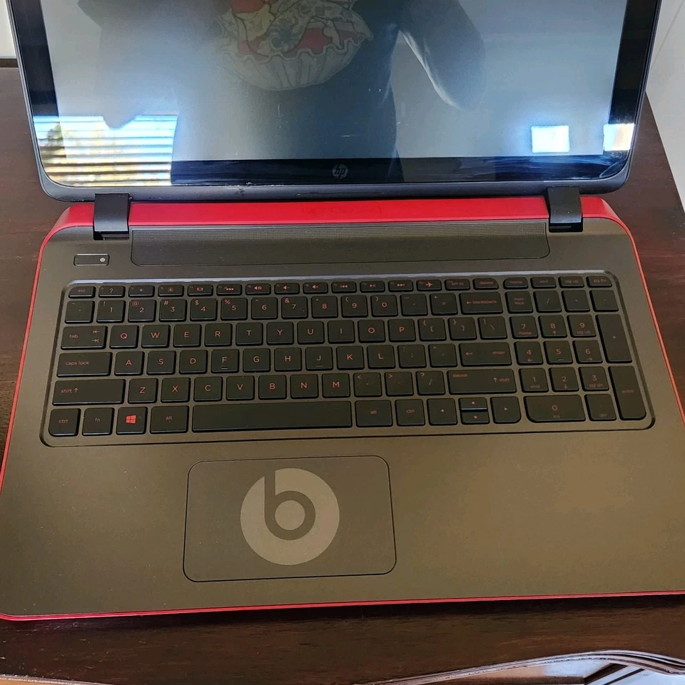 HP Beats 15 15-p030nr Touch 15.6" Laptop A10-7300 R6 1.9GHz / 8GB / 1TB HDD - Image 4 of 4