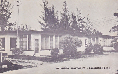 Postcard FL Bradenton Beach Florida Lowreys Bay Manor Apartments 11th St N  FL41