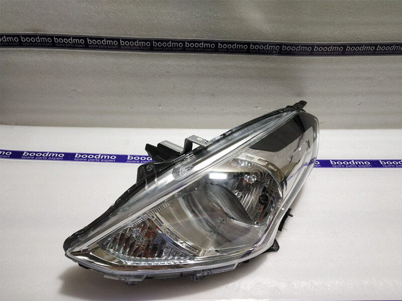Headlight for NISSAN SUNNY (N17KK) F/L - 077-HLA-SNY-T2L - Lumax