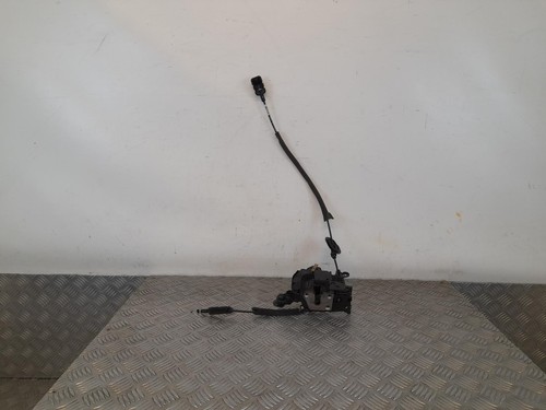 2017 SMART FORFOUR Left Passenger N/S Front Door Lock Assembly 805032337R - Picture 2 of 17