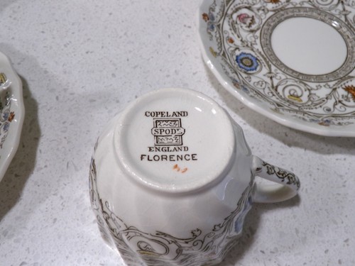 SPODE COPELAND FLORENCE LOT OF 8 DEMITASSE CUPS AND SAUCERS - Picture 5 of 6