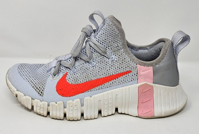 Nike Free Metcon 4 Gym Shoes Sneakers Gray Coral Pink CJ6314-006 Womens Size 5.5