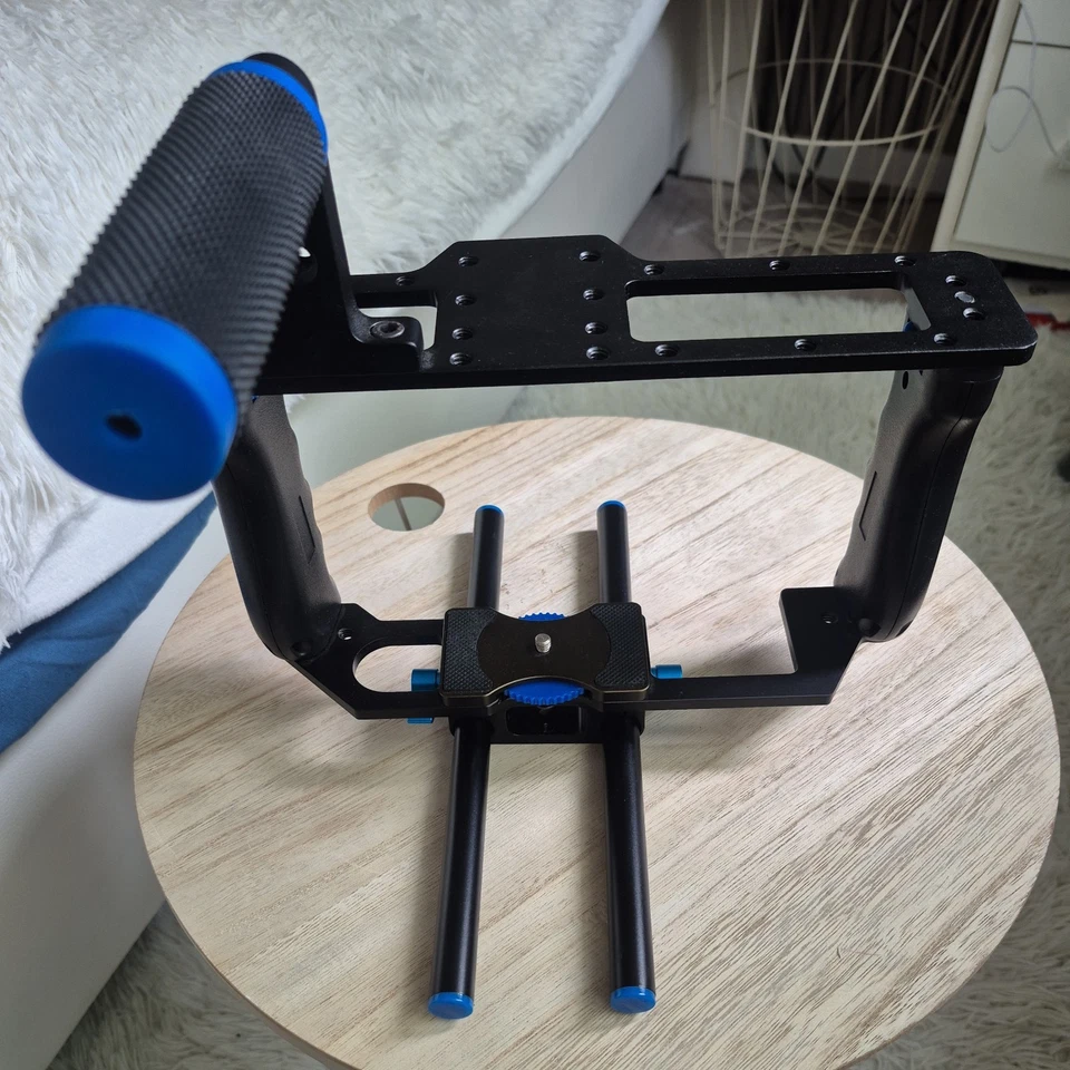 Neewer Alluminum Camera Video Cage Kit for Nikon Pentax Canon 5D Mark II DSLR - Bild 3 von 4