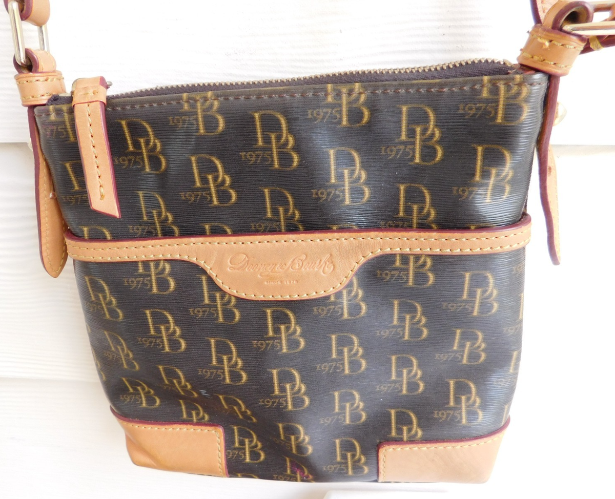 Dooney And Bourke DB Signature 1975 Handbag Purse Crossbody Brown