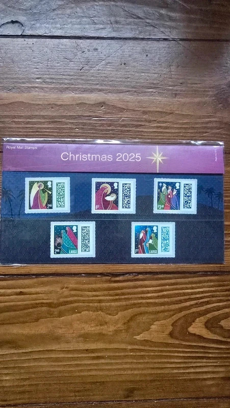 Christmas Stamps Presentation Pack 2025 from Royal Mail Pack Number 673