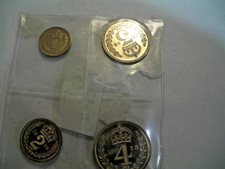 1958   MAUNDY 4 COIN SET  QUEEN   ELIZABETH  11   NO.2