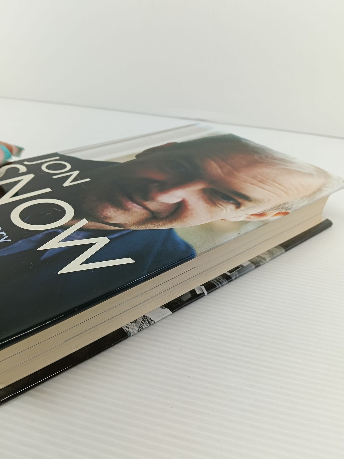 Jon Snow Shooting History Hardcover Signed HarperCollins Memoir 0-00-717184-6 image 6