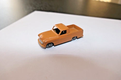 Matchbox Lesney no. 50 commer pickup - with rare grey plastic wheels- near mint