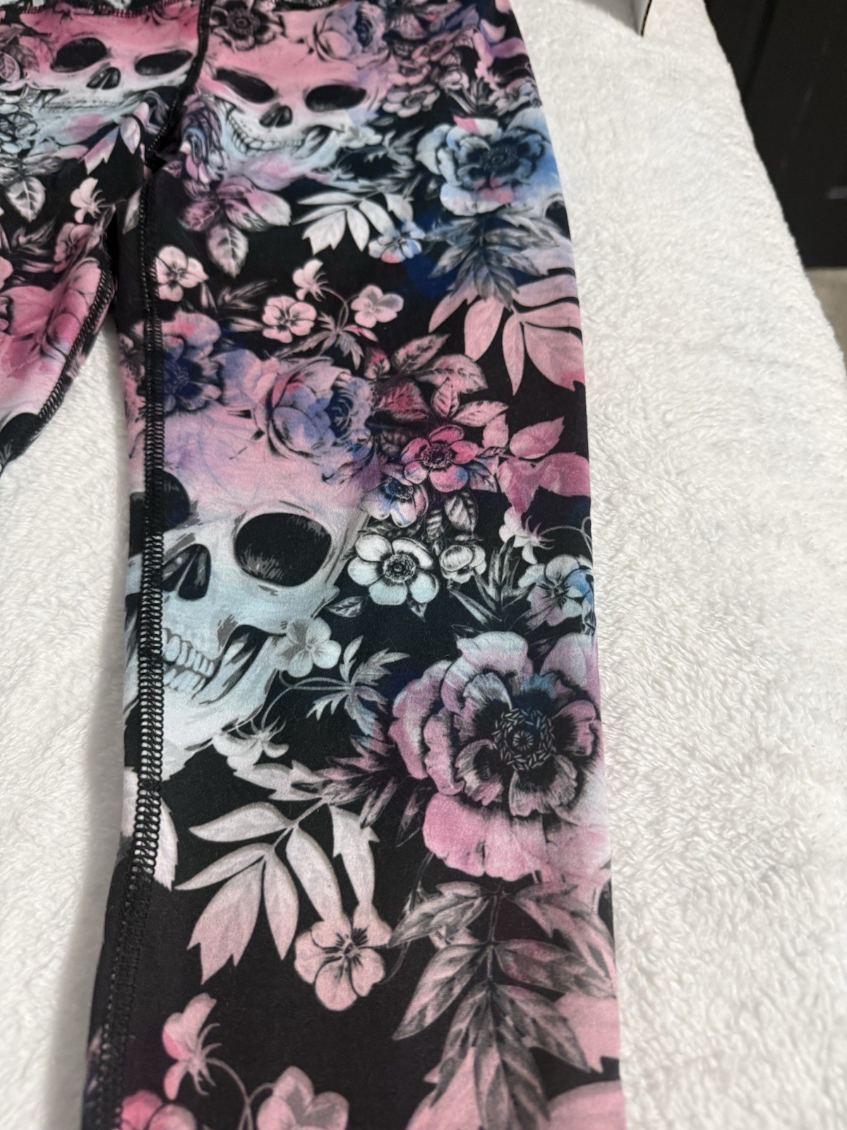 Evolution And Creation Leggings Medium Skull and … - image 15