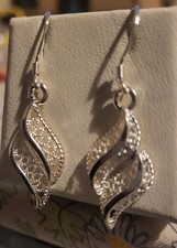 Silver Leaf Dangle Earings - 925