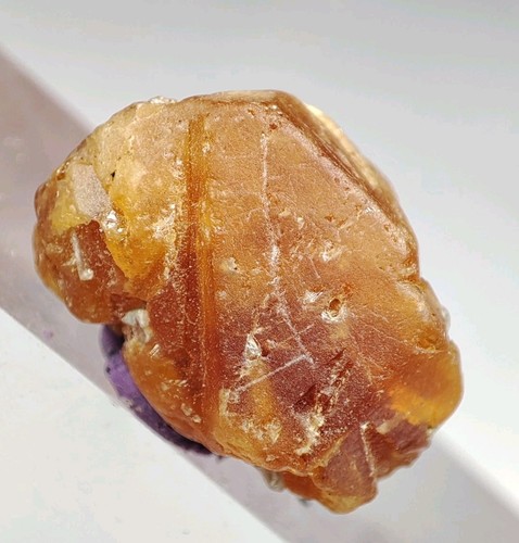 Scheelite Crystal Combined With Quartz Having A Perfect Triangular Growth-Skardu - Picture 2 of 6