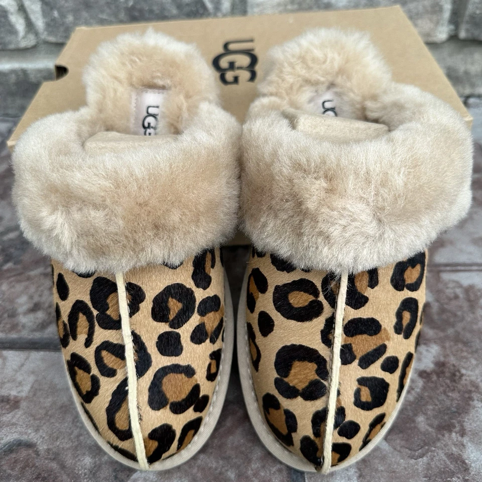 UGG Women's Size 7 Scuffette II Leopard Slip On Slippers Shoes Flats - NEW/box - Image 2 of 4