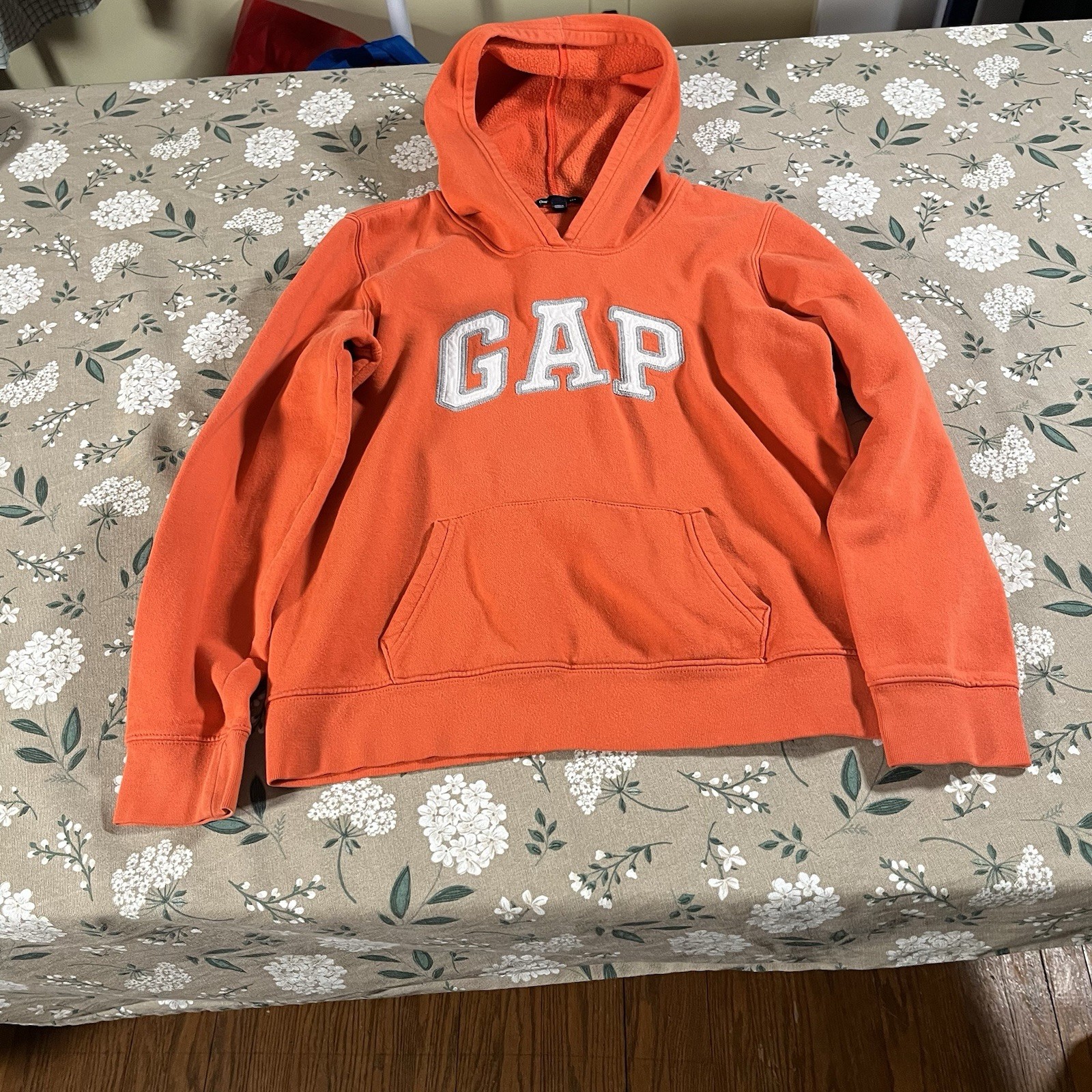 Vintage Gap Hoodie Women’s Size Medium Orange Y2K Preppy Casual