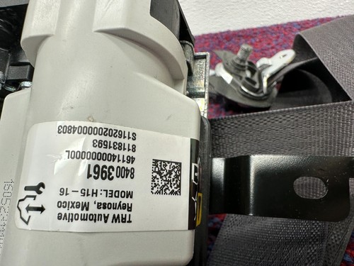 CADILLAC CT6 3.0L 16-20 AWD OEM FRONT LEFT DRIVER SEAT BELT TENSIONER MOTOR 70K - Picture 4 of 6