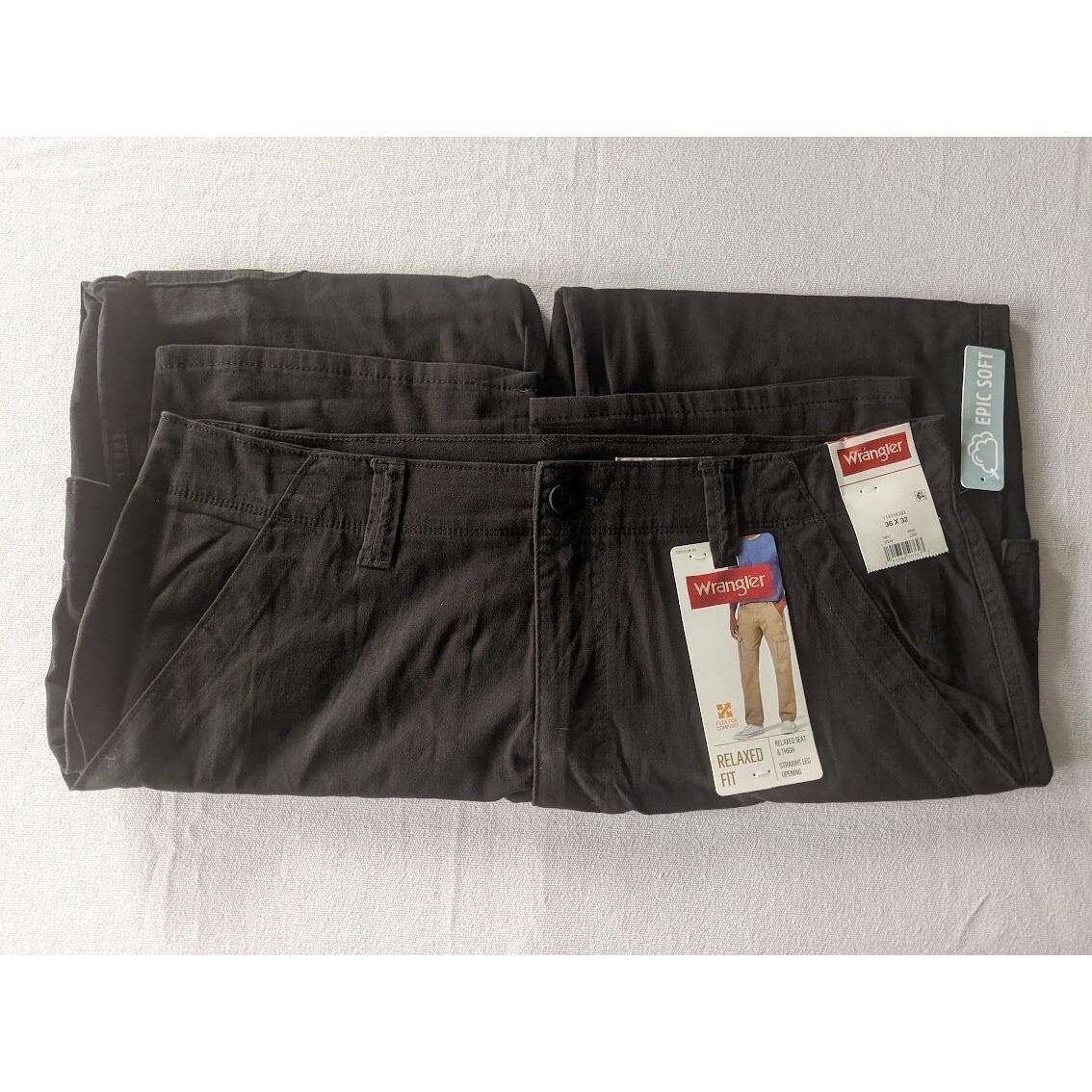 Men's Wrangler Relaxed Fit Flex Cargo Pants 36