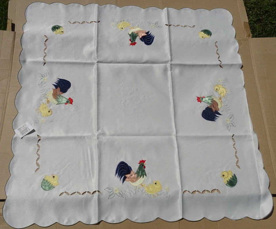 Mitteldecke Tischdecke 84 x 84 cm  100 % Polyester 